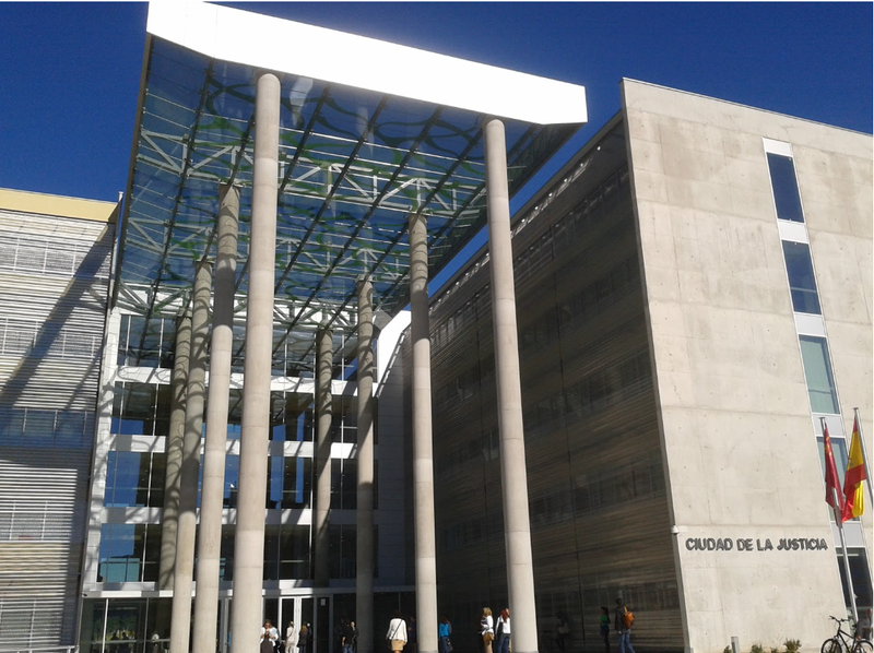 Los funcionarios de Justicia continúan con la huelga que paraliza de nuevo los juzgados